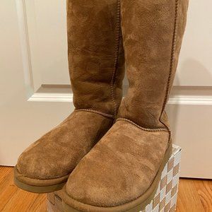 CLASSIC TALL BOOT-- UGGS